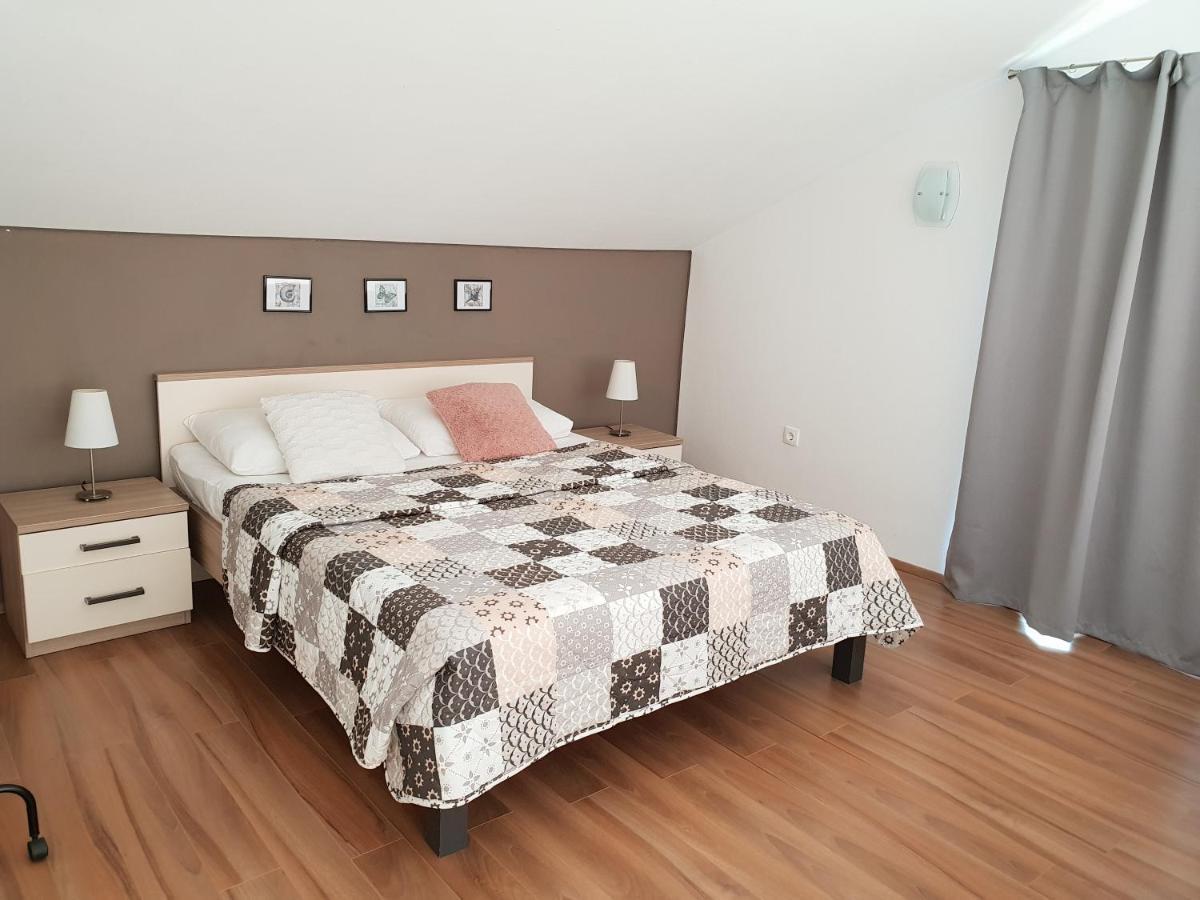 וודיצה Apartments Skocic מראה חיצוני תמונה