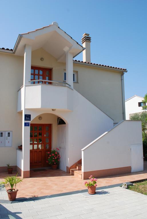 וודיצה Apartments Skocic מראה חיצוני תמונה