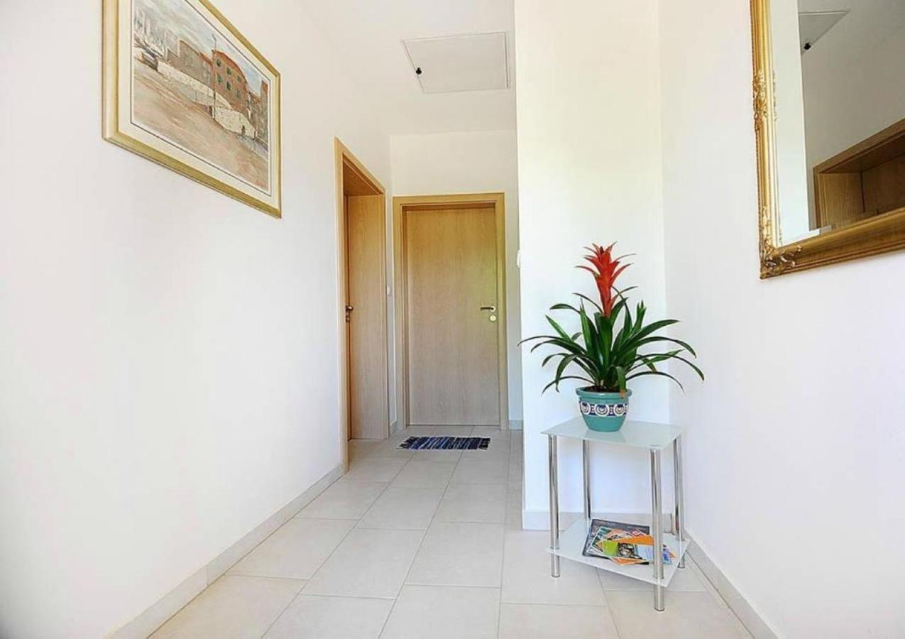 וודיצה Apartments Skocic מראה חיצוני תמונה